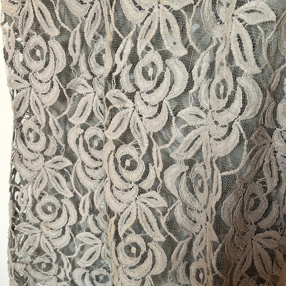 Paper Crane gray lace layering shirt from Anthropologie - Picture 2 of 4